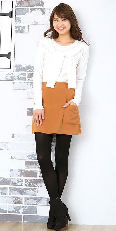 フェイクウールポケットデザイン台形スカート「神戸レタス」1990円(税込)/画像提供:神戸レタス