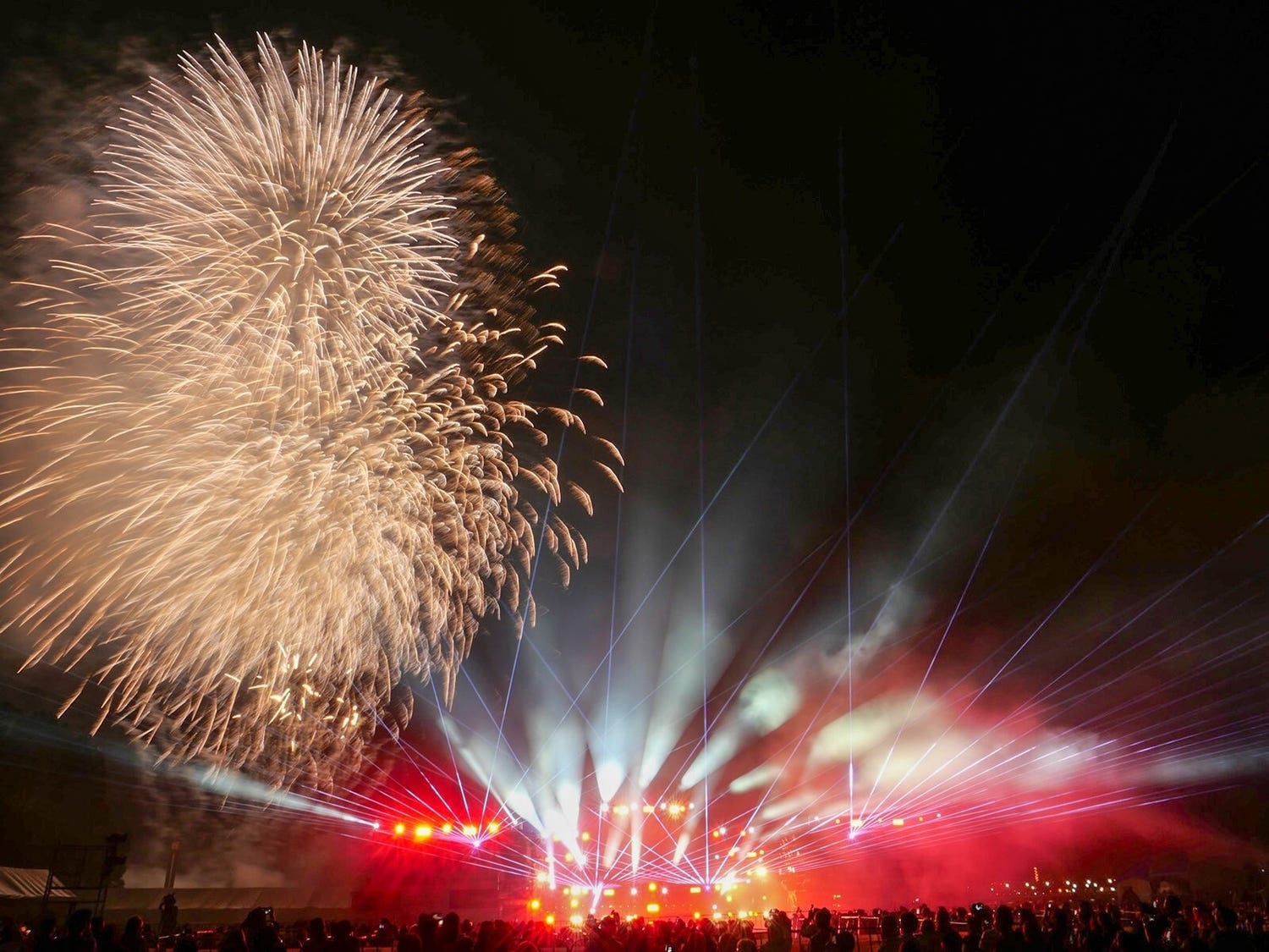 6月2日は横浜開港祭! 3000発の花火&ドローンショーなど「横浜の花火大会」まとめ【2026年最新】