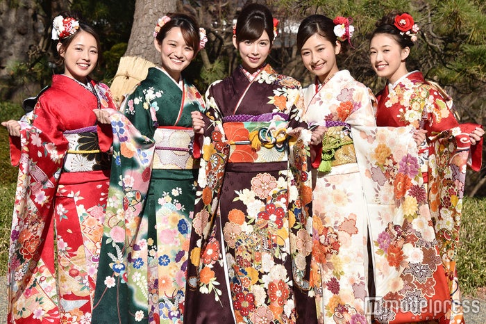 キャンパスクイーン 艶やか晴れ着姿で集結 18年の抱負語る 13名プロフィール モデルプレス