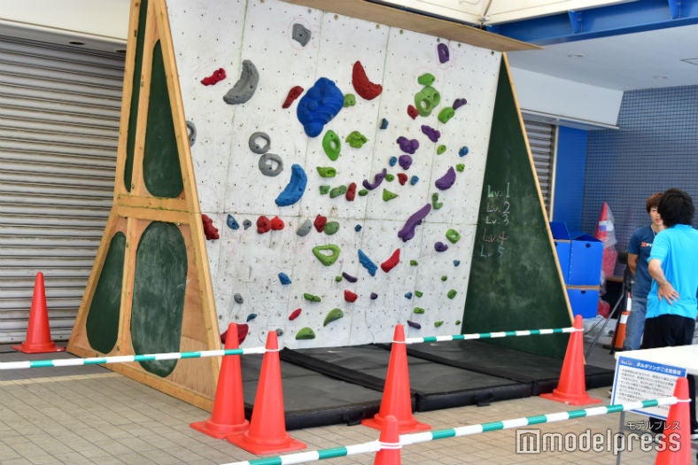ボルダリング体験の風景