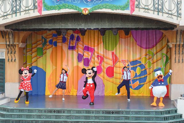 ジャンボリミッキー！レッツ・ダンス（C）Disney