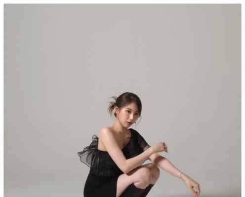 IZ*ONE出身イ・チェヨン、圧巻美脚披露 黒ドレス着こなした新オフィシャルフォトに「美しい」と反響