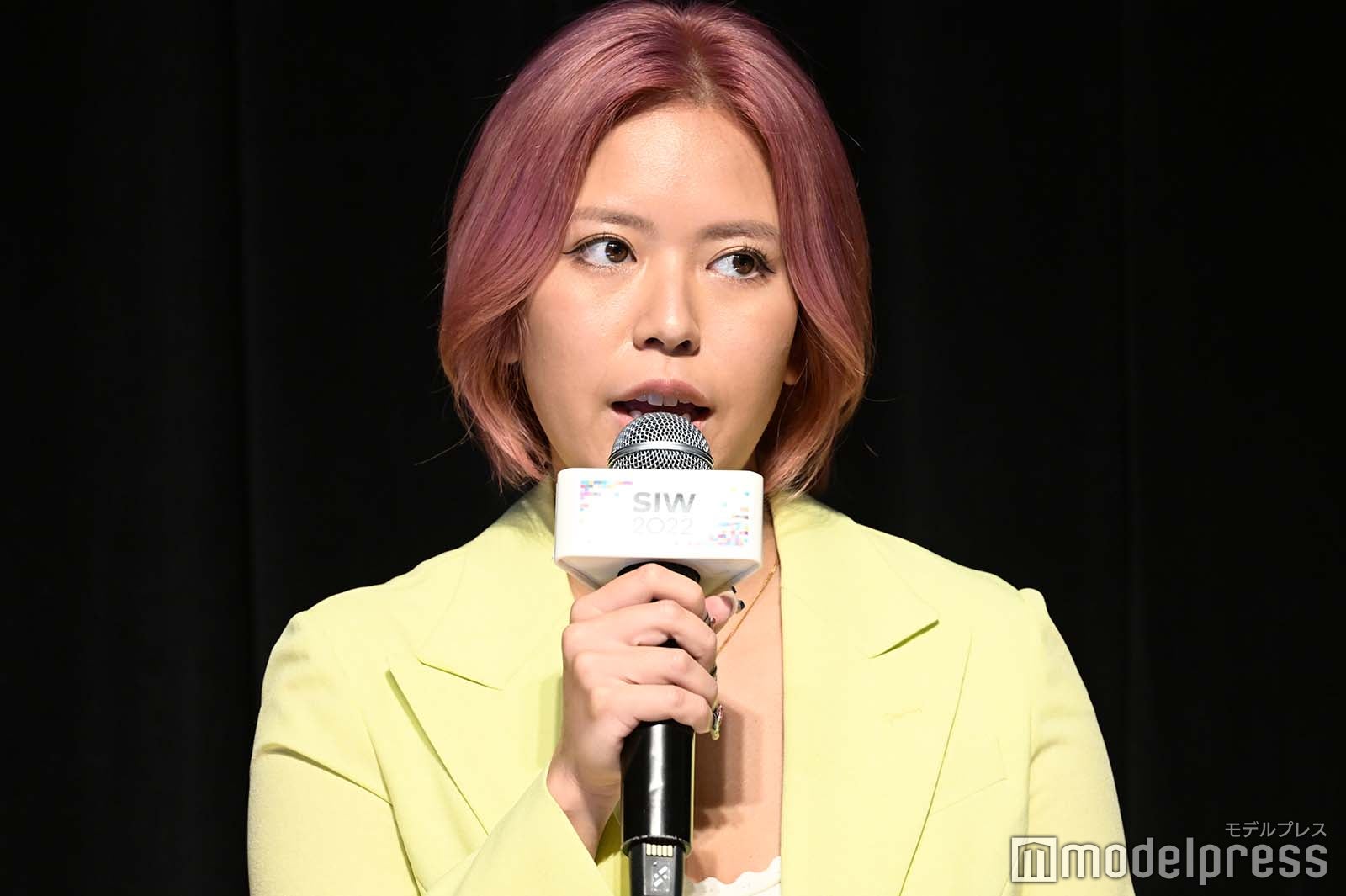 赤荻瞳氏 （C）モデルプレス