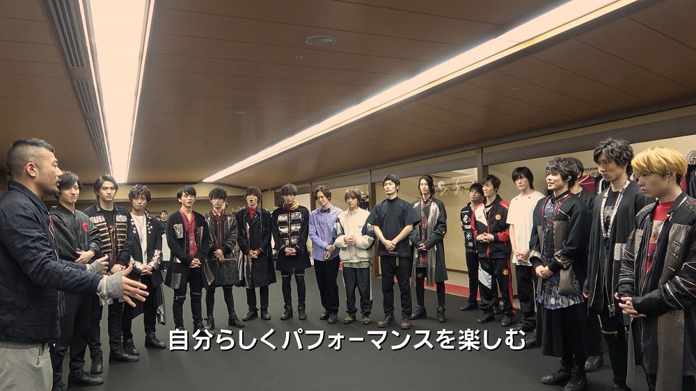 『15th Anniversary SUPER HANDSOME LIVE「JUMP↑ with YOU」』より（提供写真）