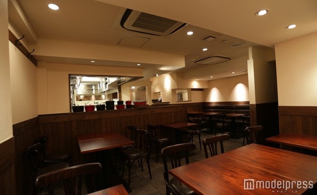 「LE VIN 2 DEUX」（ル・ヴァン・ドゥ）／画像提供：カーエム