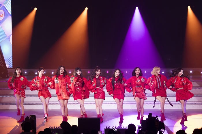 TWICE/撮影:田中聖太郎写真事務所