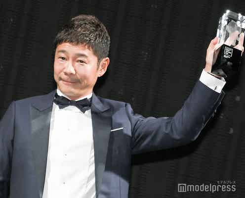 前澤友作氏「お騒がせしました」話題になった1年 剛力彩芽の反応明かす<NEWS AWARD 2018>