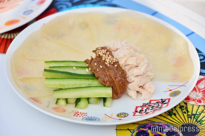 えっ！迷ってんの…？目が合ったらこれにして僕と君の一夏の恋～愛のソース添え～¥550（C）モデルプレス