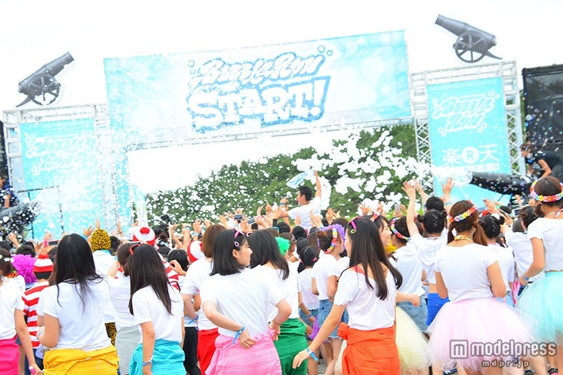 泡マシーンが設置されたスタート地点