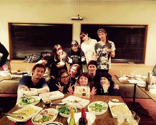 筧美和子バースデー、「テラハ」メンバー集結で愛の祝福「私は幸せもの」