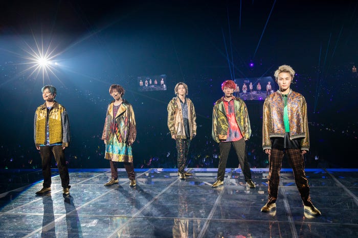 超特急(カメラマン:米山三郎、笹森健一)