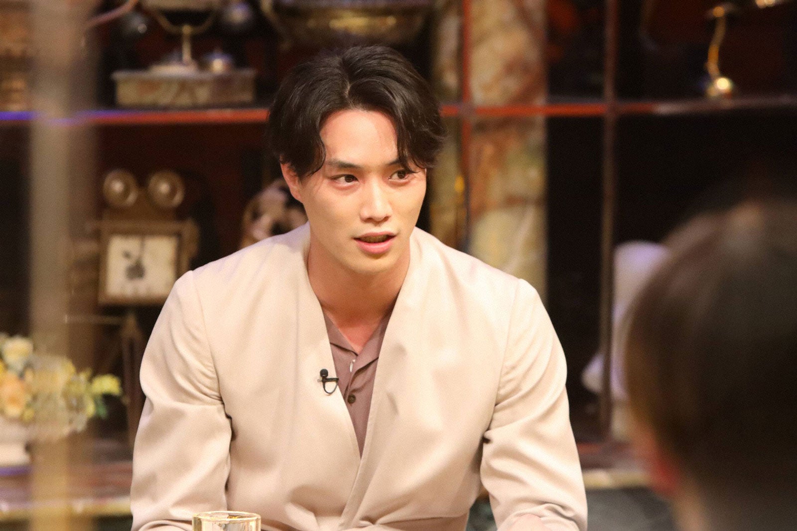 鈴木伸之、警察が来るほどの衝撃的事件に巻き込まれた過去明かす