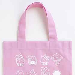 ミラクルギフトパレード号バッグ(C)1976,1996,1999,2001,2013,2017 SANRIO CO.,LTD.