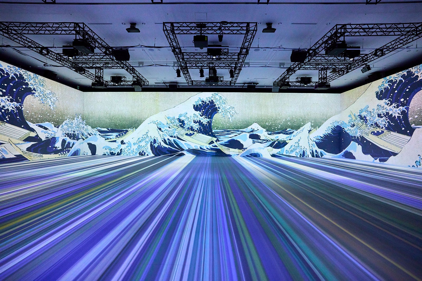 「Immersive Museum TOKYO vol.3 印象派と浮世絵 〜ゴッホと北斎、モネと広重〜」会場空画（提供写真）
