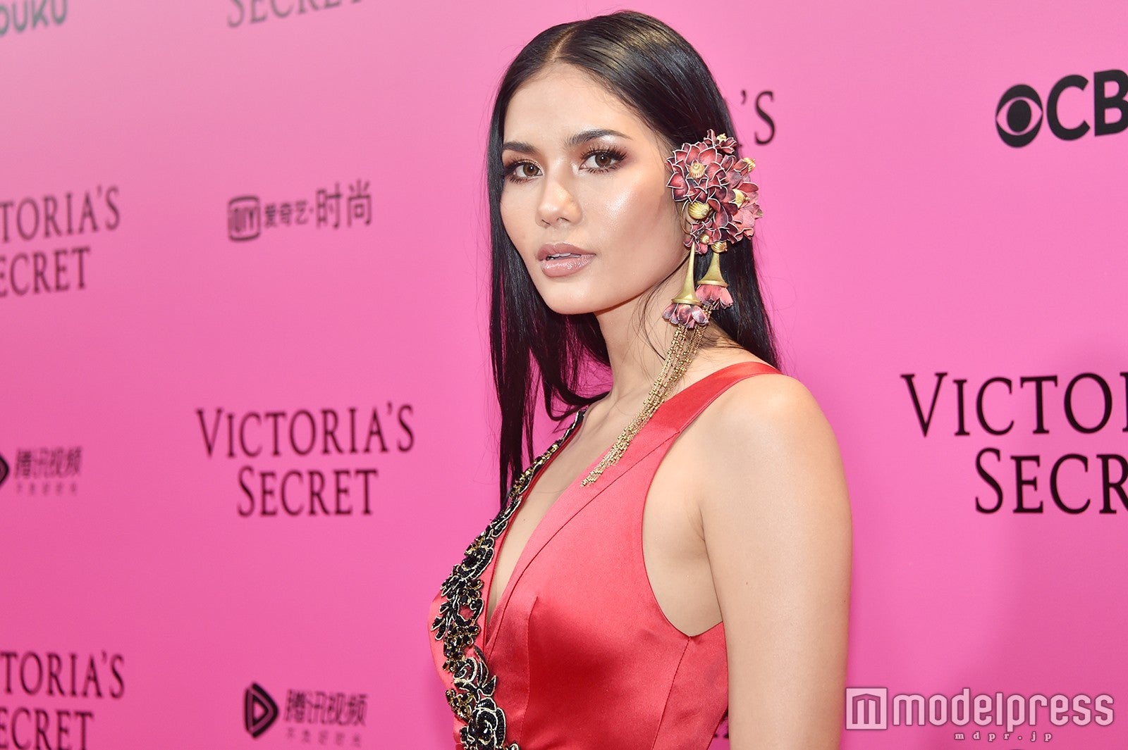 （C）モデルプレス