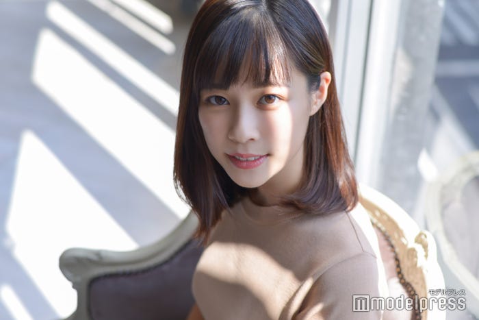 鈴木唯アナウンサー(C)モデルプレス