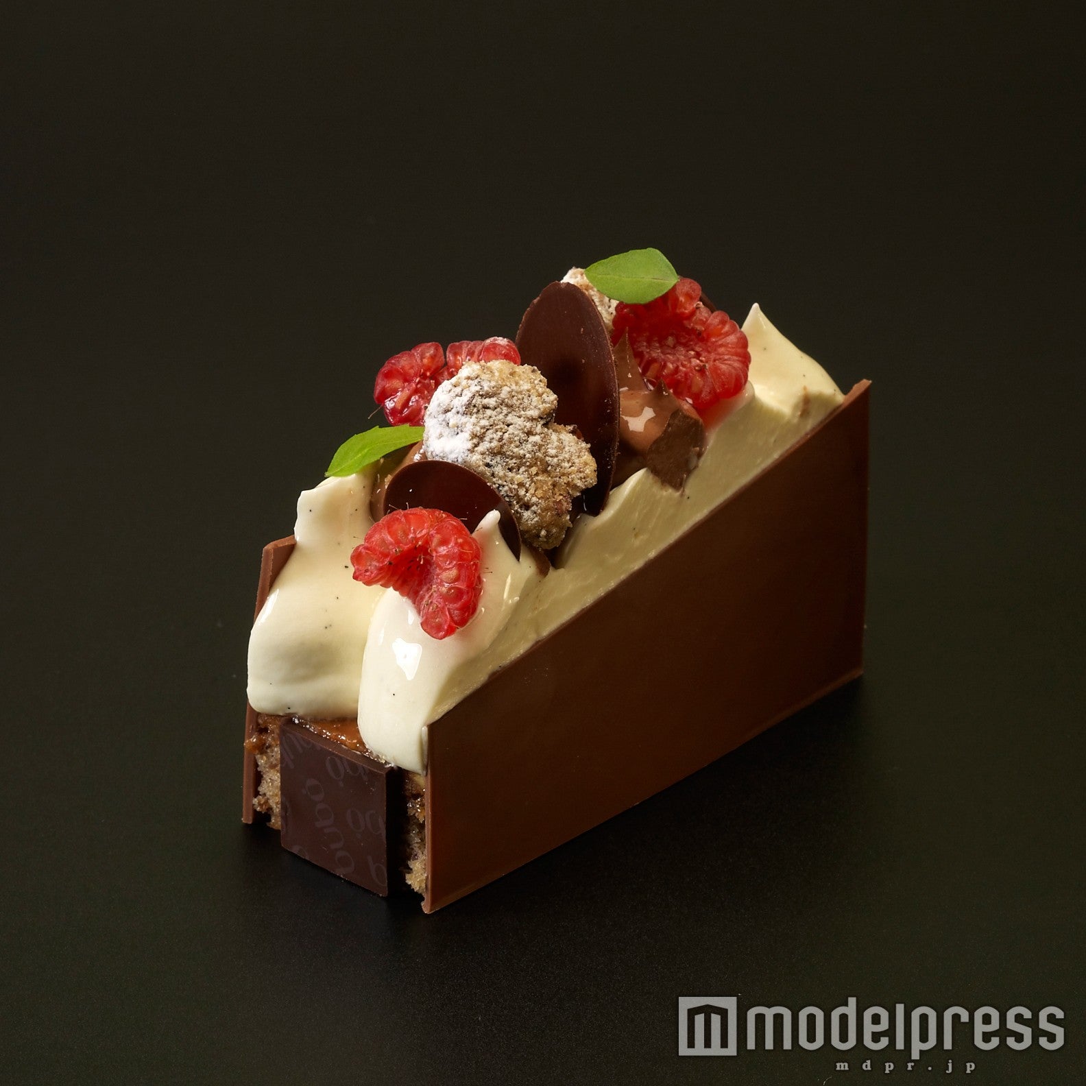 「NAMERAKA（ナメラカ）」￥740（税別）