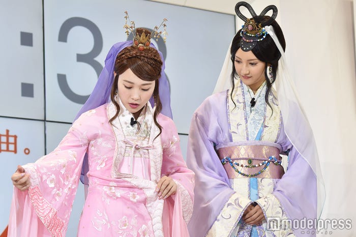 川栄李奈、菜々緒(C)モデルプレス