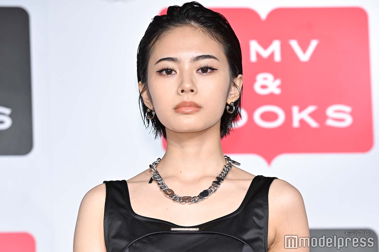 イメチェン前の安斉星来（C）モデルプレス