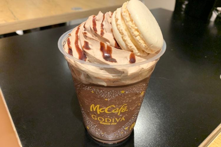 ゴディバチョコレートエスプレッソフラッペ＆マカロン