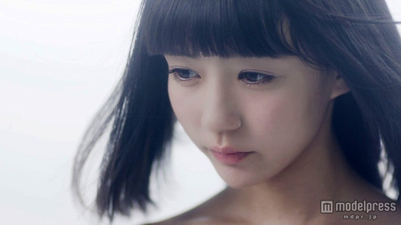 荻野可鈴／「証明ティンエイジャー」ミュージックビデオより