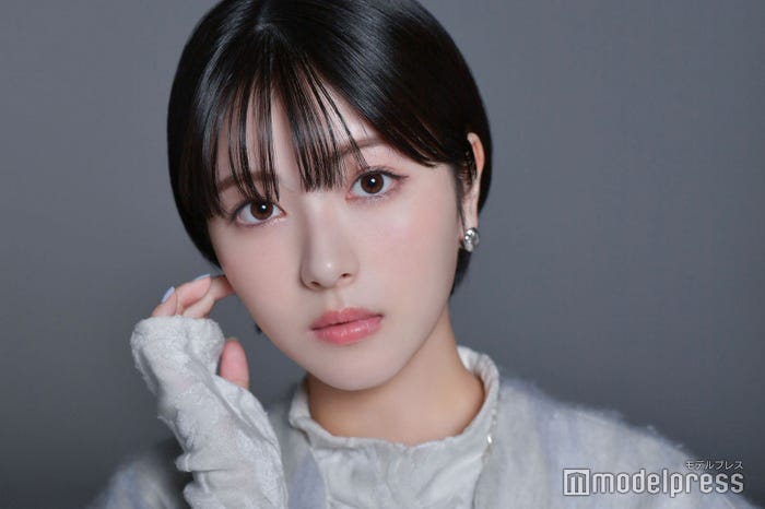 浜辺美波(C)モデルプレス