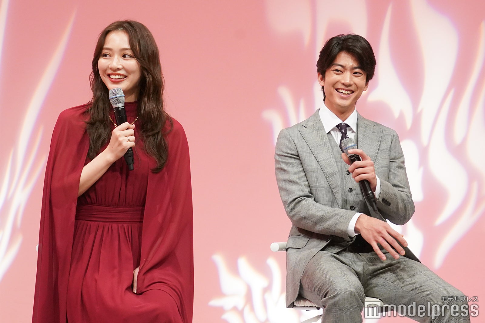 内田理央、伊藤健太郎（C）モデルプレス