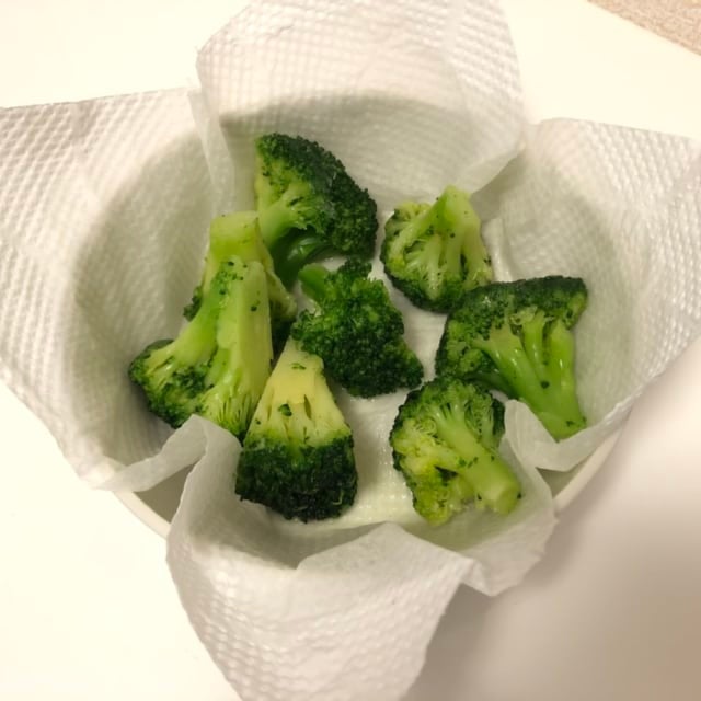 解凍したブロッコリー