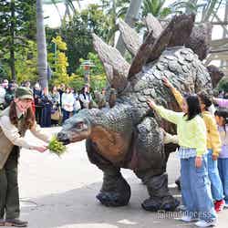 (C)モデルプレス