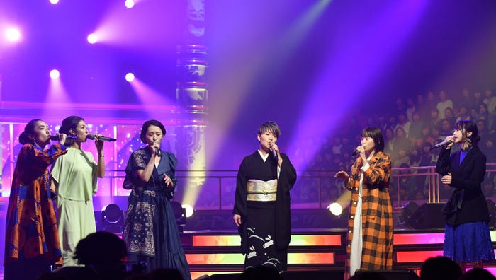 TiA、BENI、島袋寛子、島津亜矢、高橋愛、峯岸みなみ(C)TBS