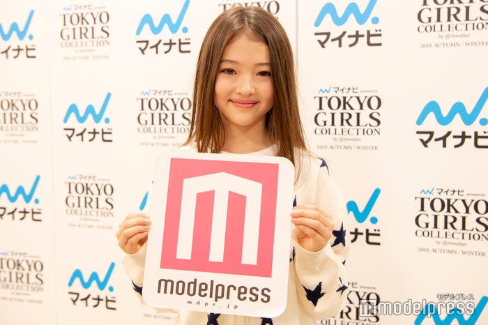 エルラ・グロス(C)モデルプレス