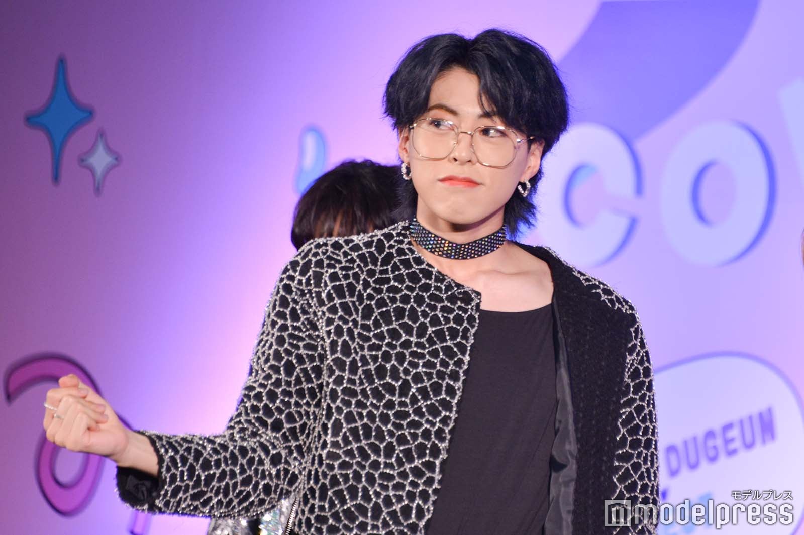 エンディング妖精を披露する佐野文哉 （C）モデルプレス