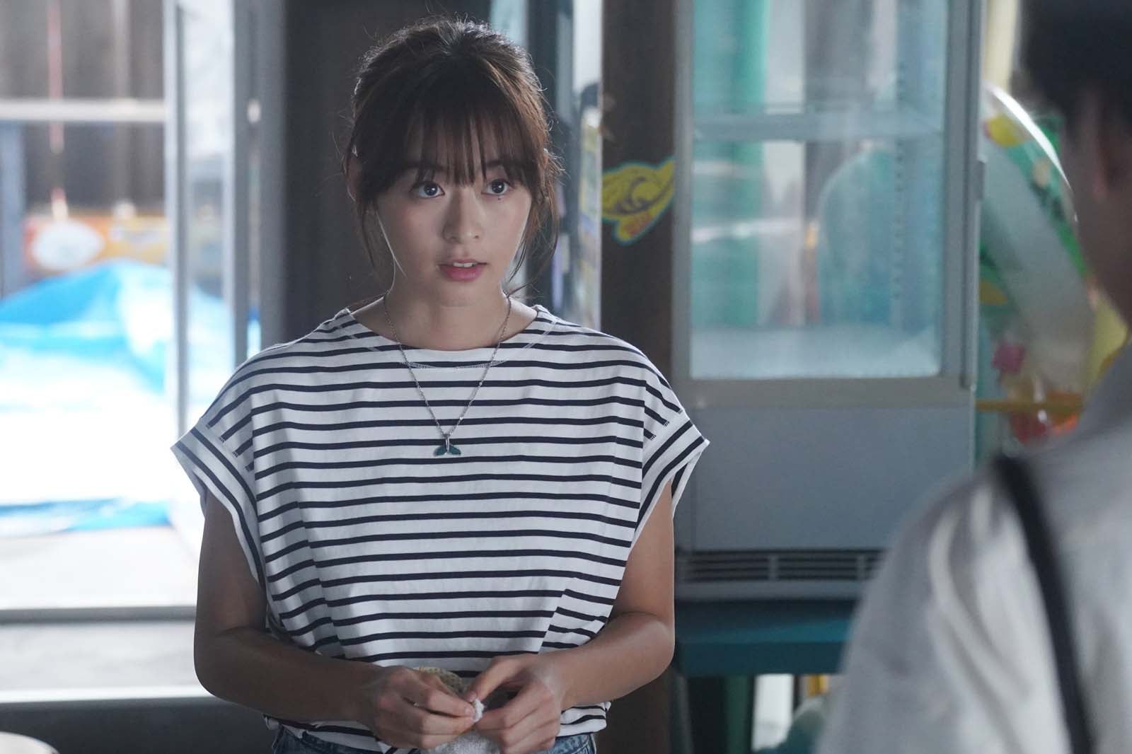 森七菜「真夏のシンデレラ」第4話より（C）フジテレビ