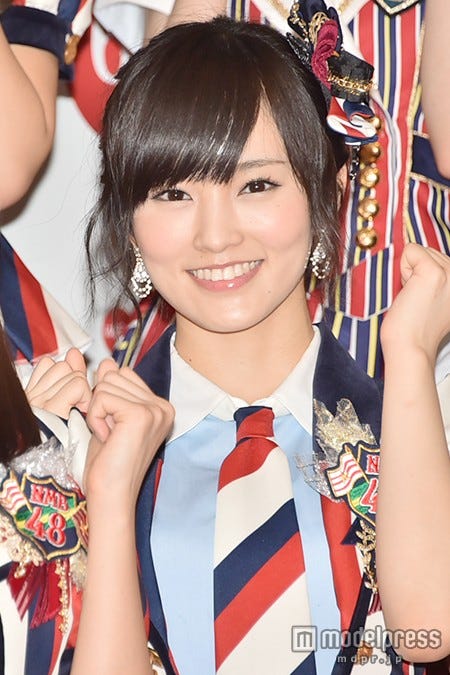 山本彩