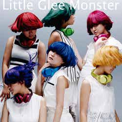 Little Glee Monster「私らしく生きてみたい／君のようになりたい」（左上から）麻珠、MAYU、かれん（左下から）manaka、芹奈、麻珠、アサヒ