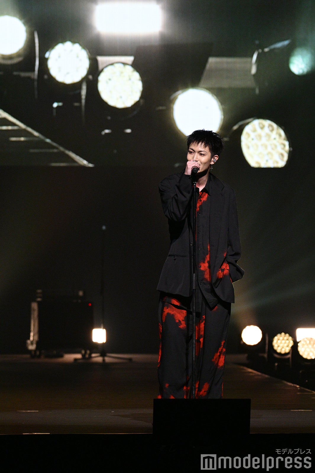 綱啓永（C）モデルプレス