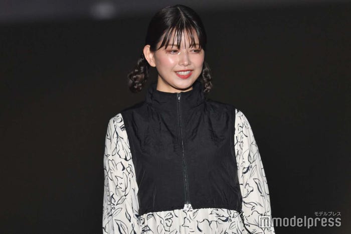 渡邉理佐(C)モデルプレス