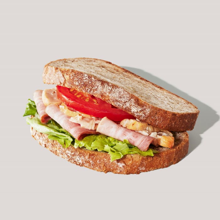 クラブハウスサンド 石窯カンパーニュ(再登場)¥570/提供画像