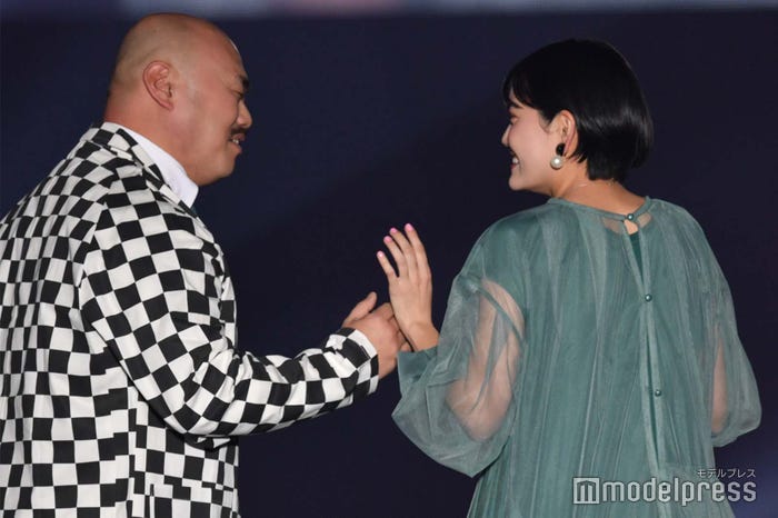 クロちゃん、リチ(C)モデルプレス