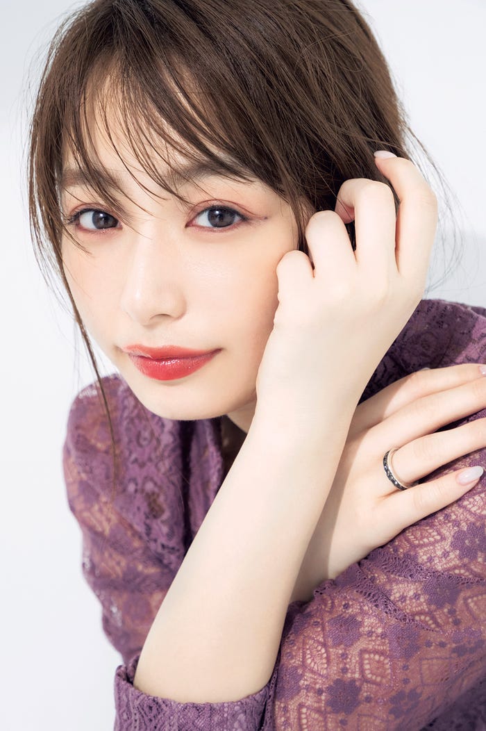 「宇垣美里のコスメ愛」より(画像提供:小学館)