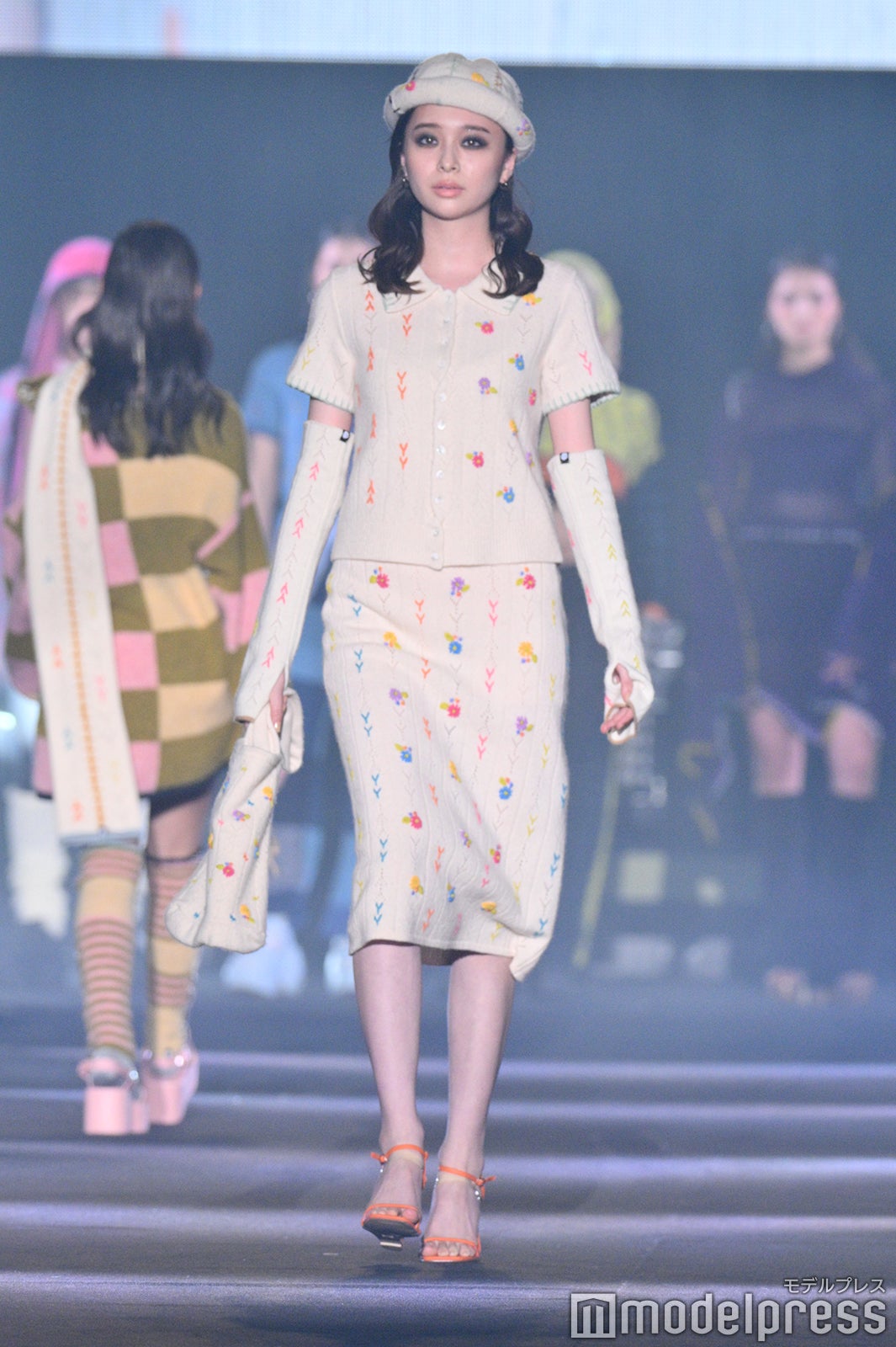 （C）モデルプレス