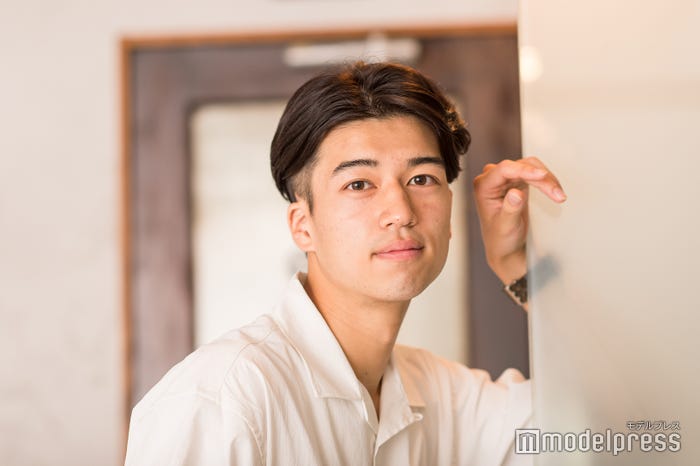 高井水さん(C)モデルプレス