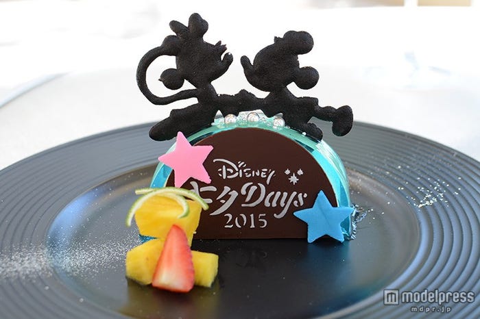 ミッキーとミニーの