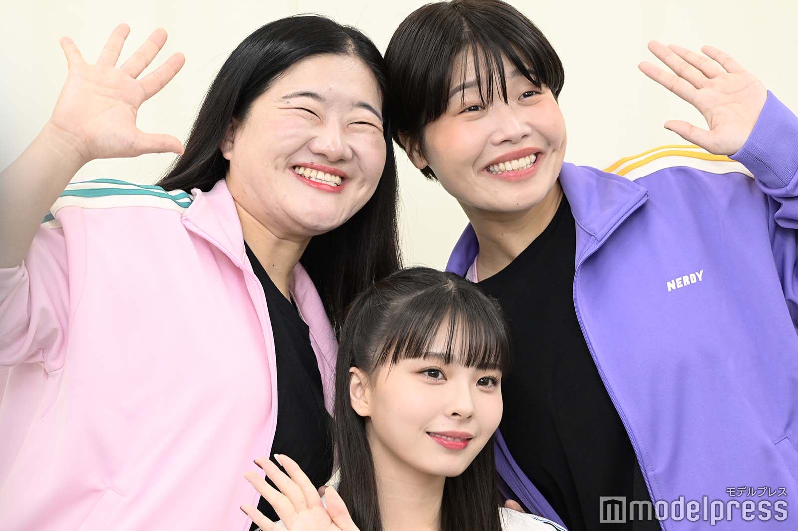 （左から）よしこ、川口ゆりな、まひる（C）モデルプレス