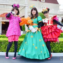 左:「ミニー・オー!ミニー」のオープニング(まるこ)、中央:「ミニー・オー!ミニー」(くめ)、右:「ミニー・オー!ミニー」のフィナーレ(39)