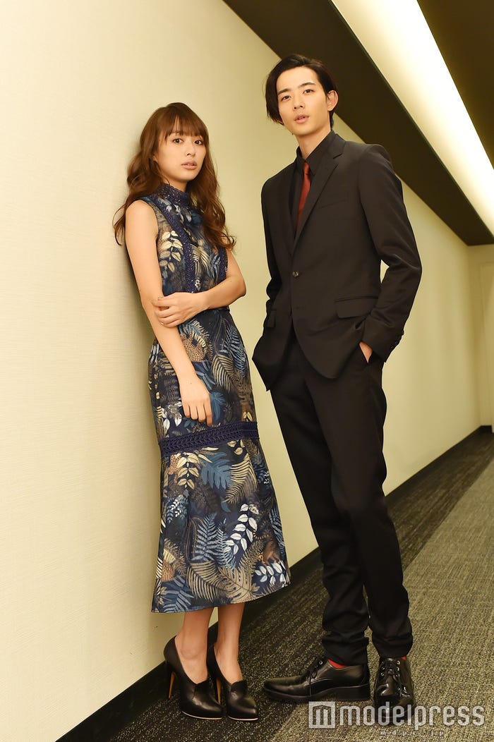 内田理央、竜星涼(C)モデルプレス