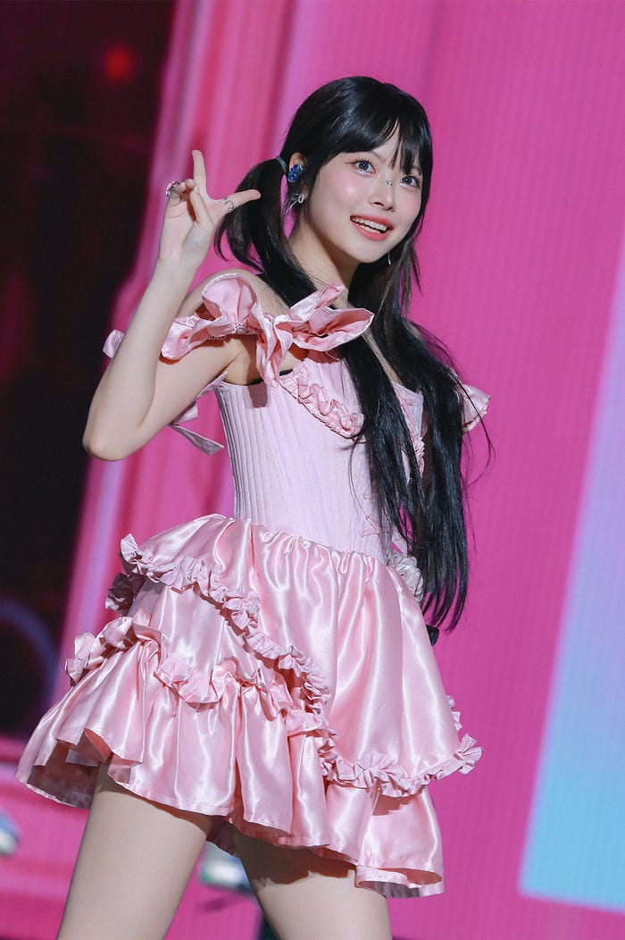 HONG EUNCHAE(P)&(C) SOURCE MUSIC