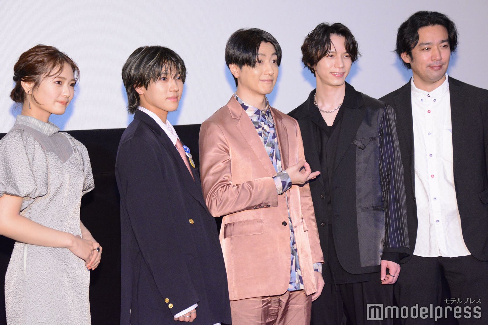 （左から）清宮レイ、安井謙太郎、鈴木拡樹、北村諒、柴崎貴行監督 （C）モデルプレス