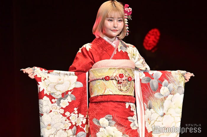 戦慄かなの(C)モデルプレス