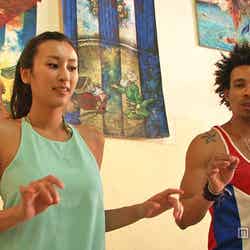 キューバの講師からサルサを習得